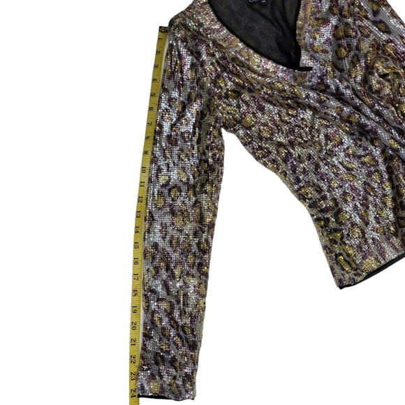 Oleg Cassini Platinum Collection Sequined Animal Print Top. Size XS. - Picture 7 of 12